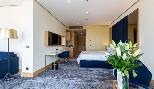 Swiss, Zimmer, 1 King-Bett