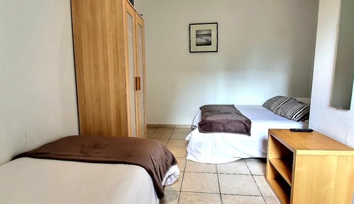 Standard-Dreibettzimmer