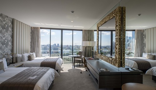 Zweibettzimmer, Flussblick