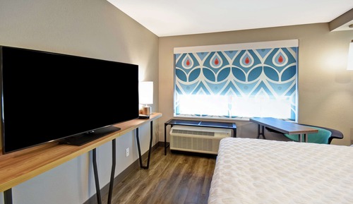 Zimmer, 1 King-Bett, barrierefrei (Hearing)
