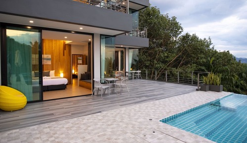 Deluxe-Zimmer, Poolzugang