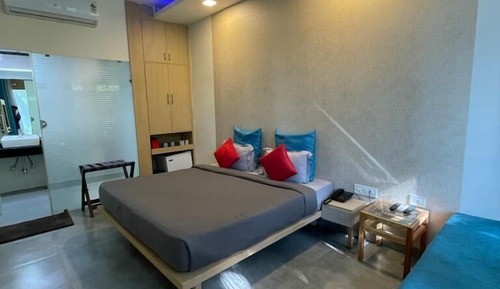 Superior-Suite, 1 King-Bett