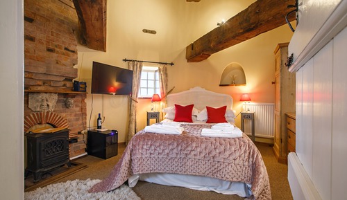 Luxury-Doppelzimmer, mit Bad (Stone Room)