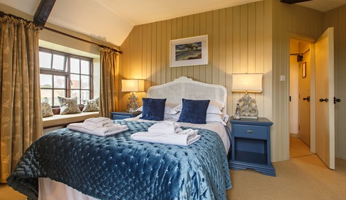 Deluxe-Doppelzimmer, mit Bad, Flussblick (River Room)