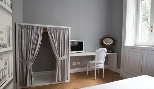 Deluxe-Doppelzimmer, mit Bad, Stadtblick
