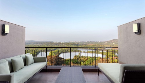 Premium-Zimmer, 1 King-Bett, Flussblick (with Veranda)