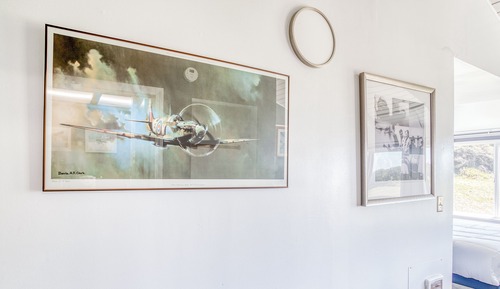 Basic-Einzelzimmer, 1 Queen-Bett, eingeschränkter Meerblick, Eckzimmer