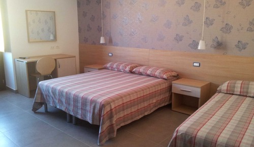 Dreibettzimmer