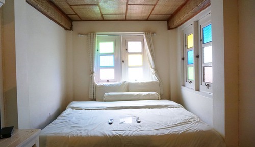 Standard Room (Downstairs)