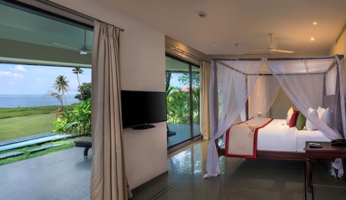 Luxury-Villa, eigener Pool, Seeblick