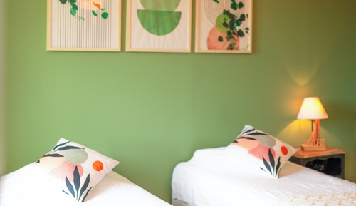 Comfort-Zweibettzimmer, Nichtraucher, Hügelblick