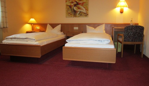Basic-Zweibettzimmer