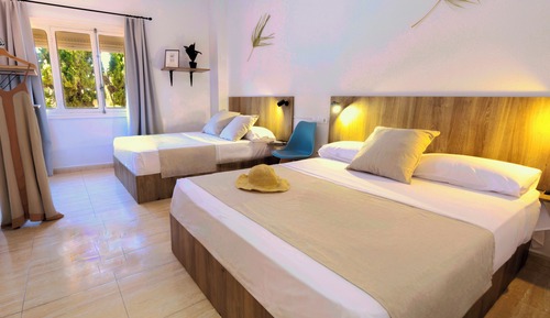 Dreibettzimmer