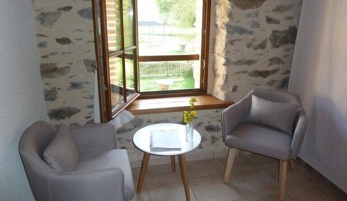 Standard-Doppelzimmer, eigenes Bad, Gartenblick (GRAIN D'ORGE)