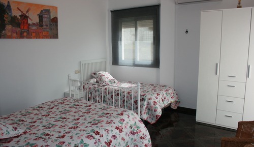Superior-Dreibettzimmer, Gemeinschaftsbad