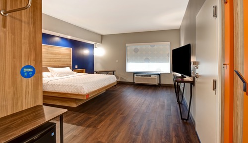 Zimmer, 1 King-Bett, barrierefrei (Hearing)