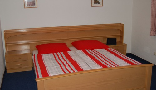 Standard-Doppelzimmer