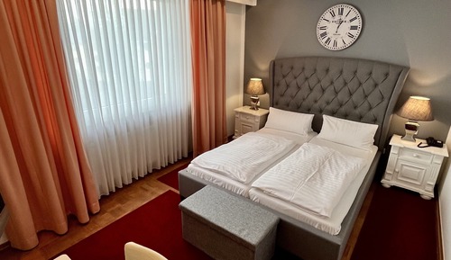 Standard-Doppelzimmer