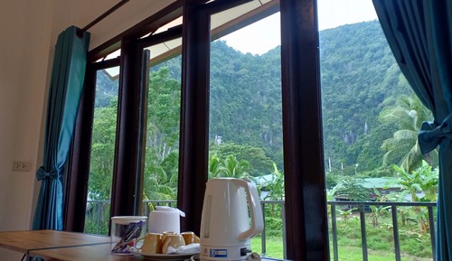 Familien-Vierbettzimmer, Terrasse, Bergseite