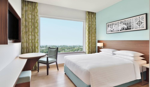 Premier-Zimmer, 1 King-Bett, Poolblick