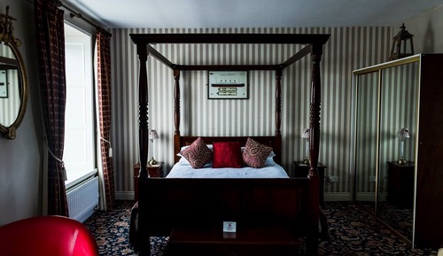 Superior-Vierbettzimmer, mit Bad, Meerblick (Smith)