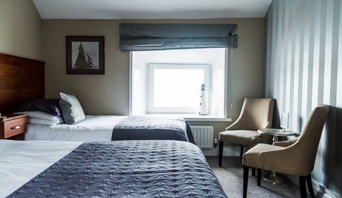 Classic-Dreibettzimmer, mit Bad, Meerblick (Columbus)