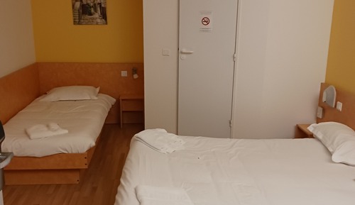 Dreibettzimmer