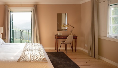 Exclusive-Doppel- oder -Zweibettzimmer, Flussblick