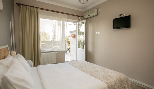 Standard-Doppelzimmer, Gartenblick