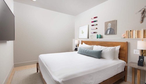 Suite, 1 King-Bett