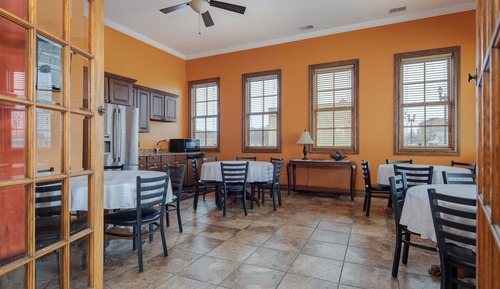 Standard-Einzelzimmer, mit Bad (Conference Room P.M.)