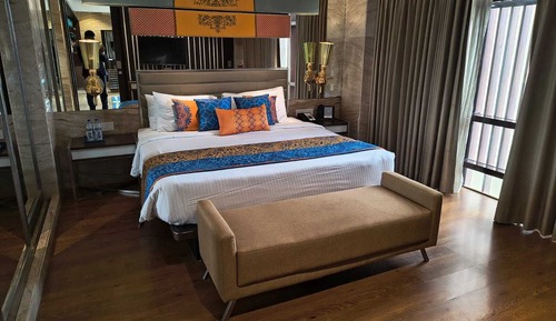 Presidential-Suite