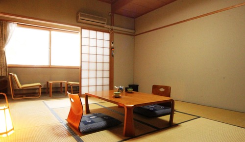 Traditional-Zimmer (Japanese Style)