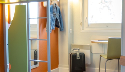 Dreibettzimmer, Mehrere Betten