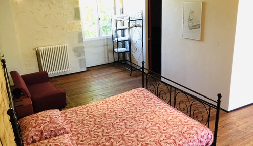 Vierbettzimmer (Rouge Grave)