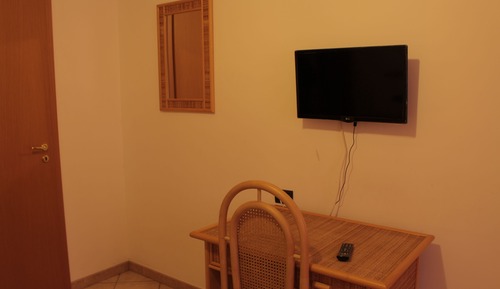Doppel- oder Zweibettzimmer, Hügelblick (10)