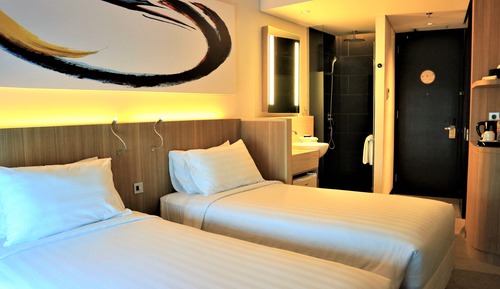 Superior-Doppel- oder -Zweibettzimmer