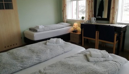 Dreibettzimmer, eigenes Bad