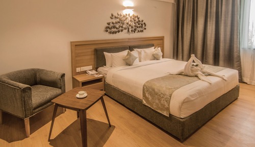 Deluxe-Zimmer, 1 Doppelbett, Stadtblick