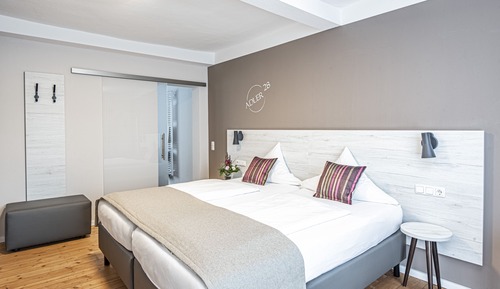 Zweibettzimmer, 1 Doppelbett, Nichtraucher, eigenes Bad