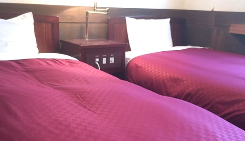 Dreibettzimmer, Gartenblick