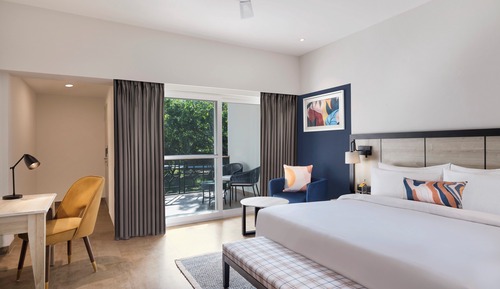 Grand-Zimmer, 1 King-Bett, Blick auf den Innenhof