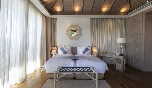 Villa, eigener Pool, Buchtblick