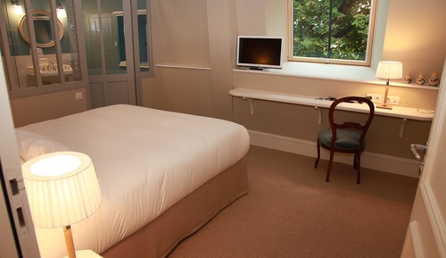 Superior-Doppelzimmer, 1 Queen-Bett, Nichtraucher, zum Garten hin