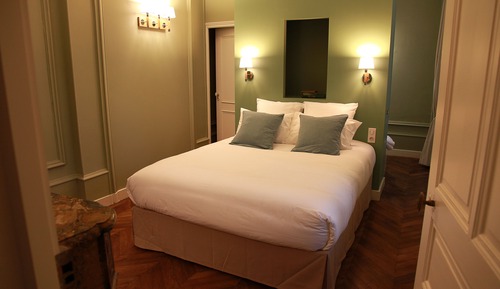 Deluxe-Doppelzimmer, 1 Queen-Bett, Nichtraucher, Gartenblick