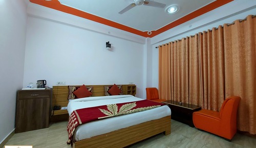 Superior-Doppelzimmer, 1 King-Bett, Nichtraucher, Talblick