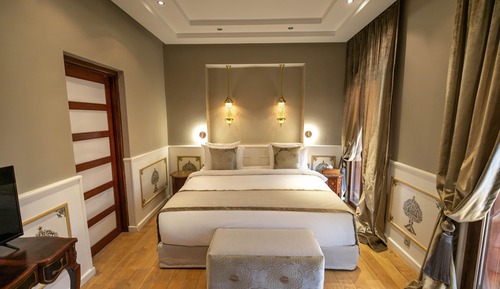 Ambassador Suite