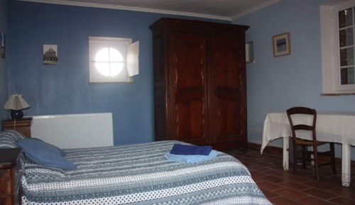 Dreibettzimmer (Les Pigeonniers)