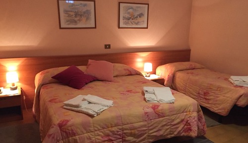 Economy-Vierbettzimmer