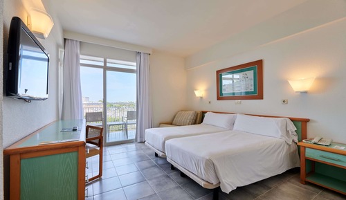 Doppelzimmer, Balkon, Poolblick